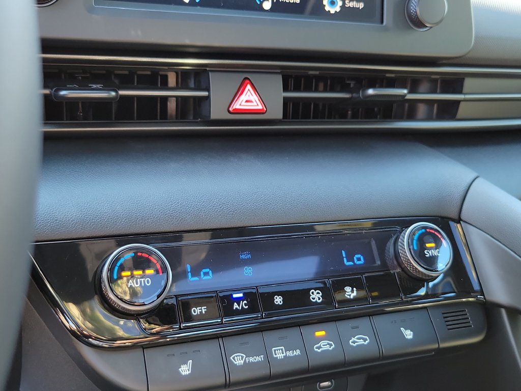 Thumbnail: 2026 Hyundai Elantra - 26