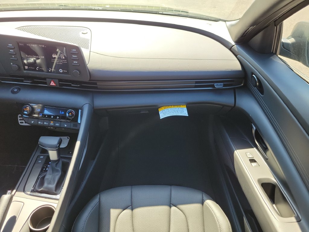 Thumbnail: 2026 Hyundai Elantra - 21
