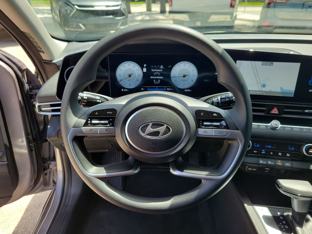 Thumbnail: 2024 Hyundai Elantra - 11