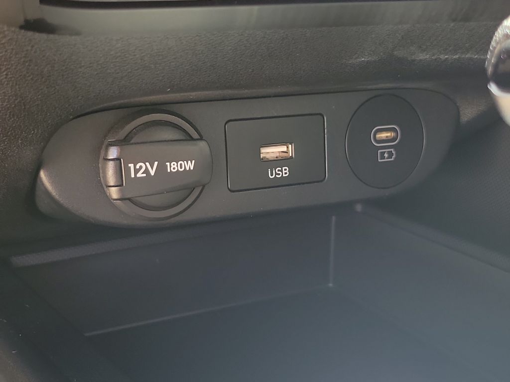Thumbnail: 2024 Hyundai Elantra - 29
