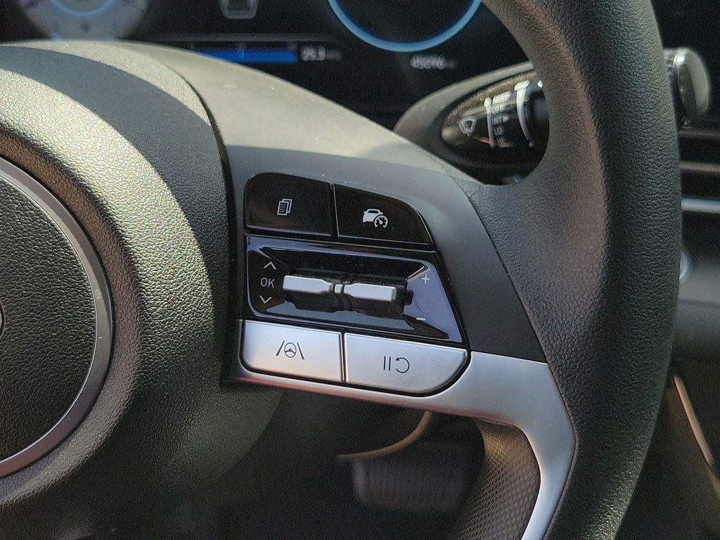 Thumbnail: 2024 Hyundai Elantra - 26