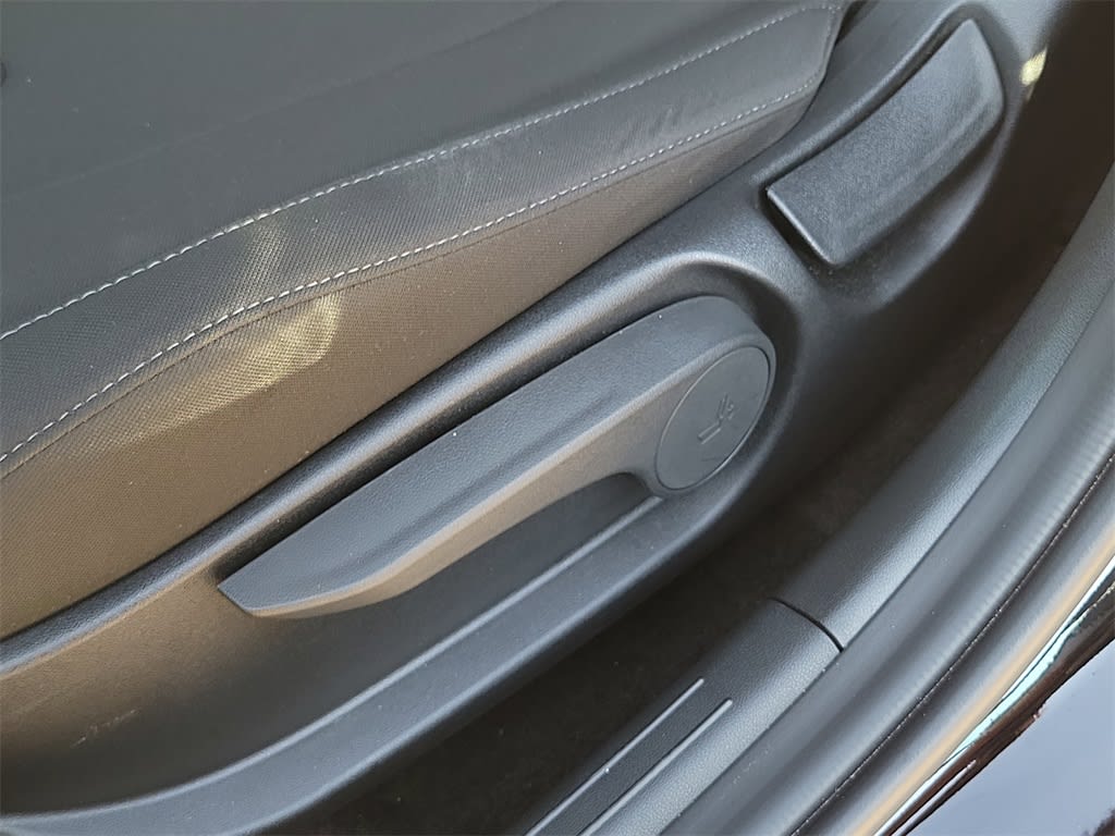 Thumbnail: 2024 Hyundai Elantra - 23