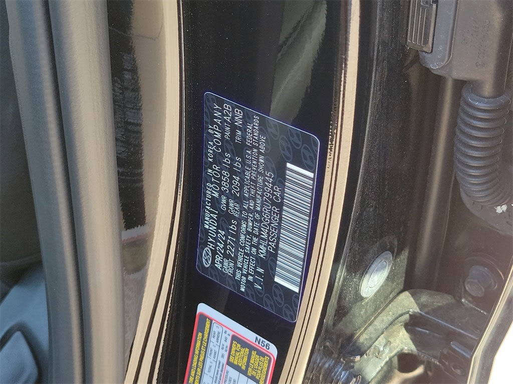 Thumbnail: 2024 Hyundai Elantra - 14