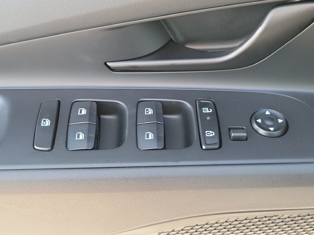 Thumbnail: 2026 Hyundai Elantra - 31