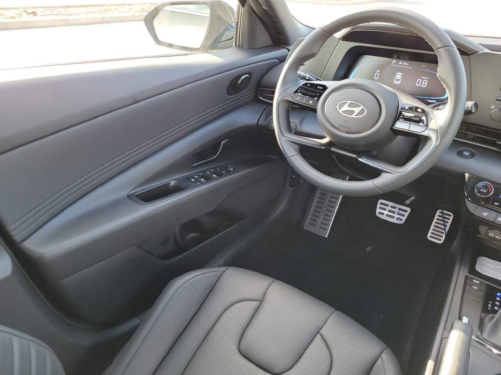 Thumbnail: 2026 Hyundai Elantra - 11