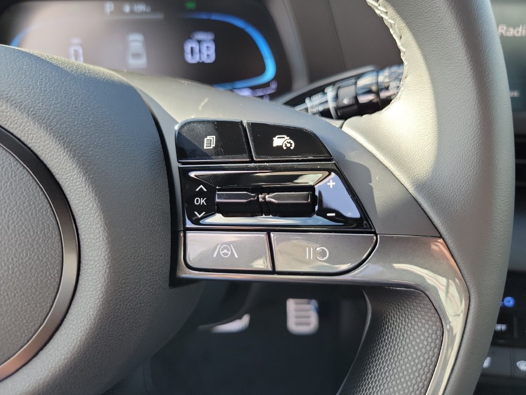 Thumbnail: 2026 Hyundai Elantra - 32