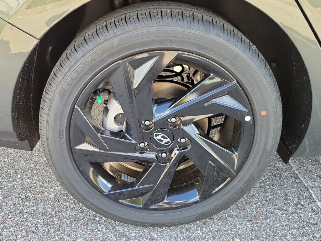 Thumbnail: 2026 Hyundai Elantra - 6