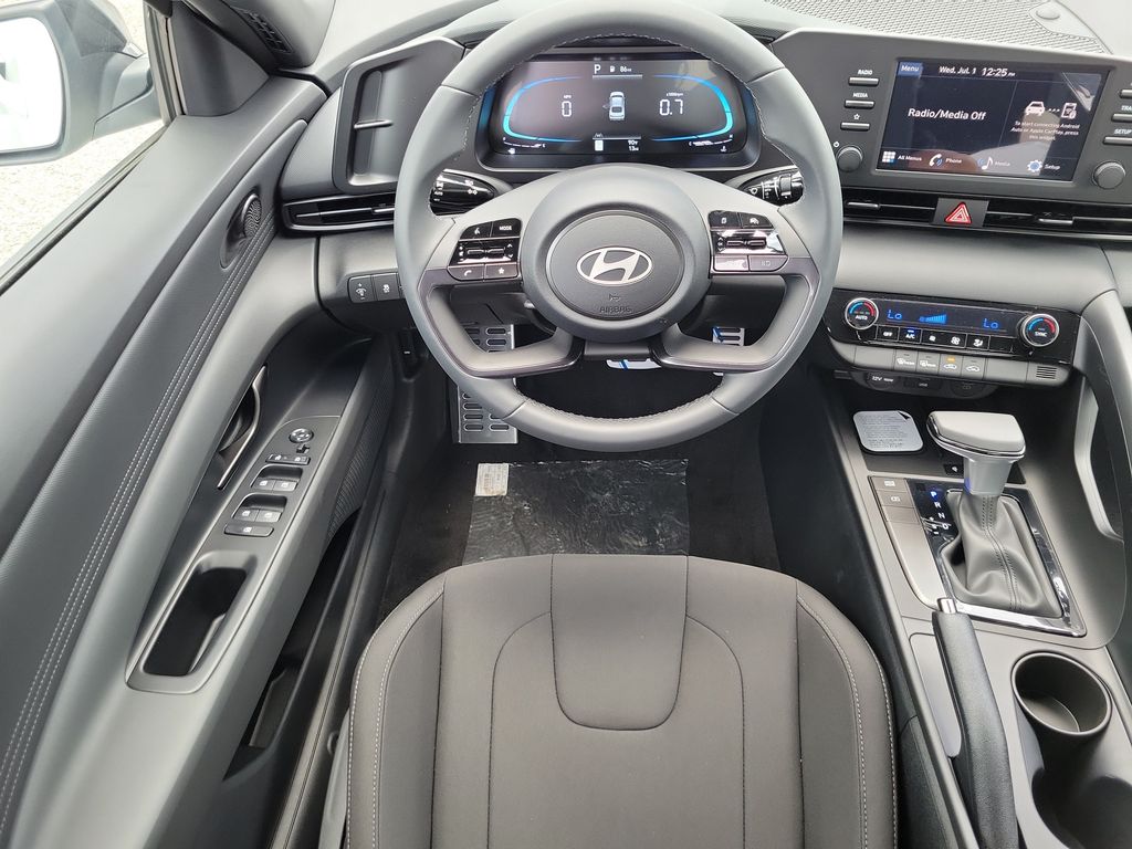 Thumbnail: 2026 Hyundai Elantra - 9