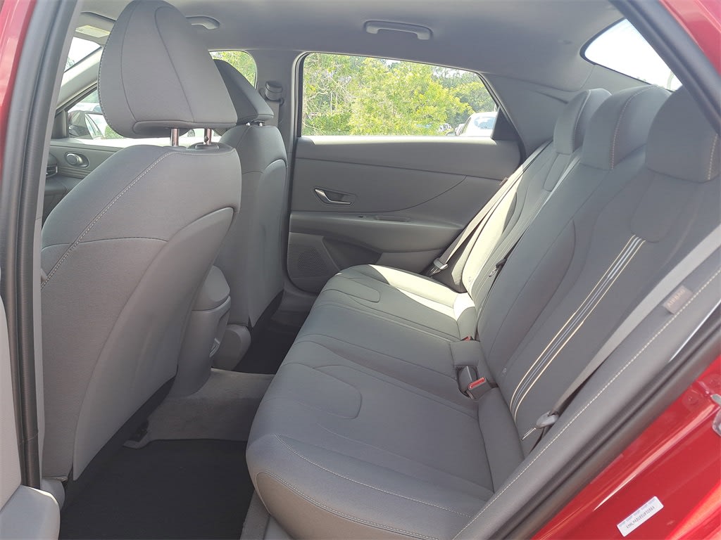 Thumbnail: 2025 Hyundai Elantra - 8