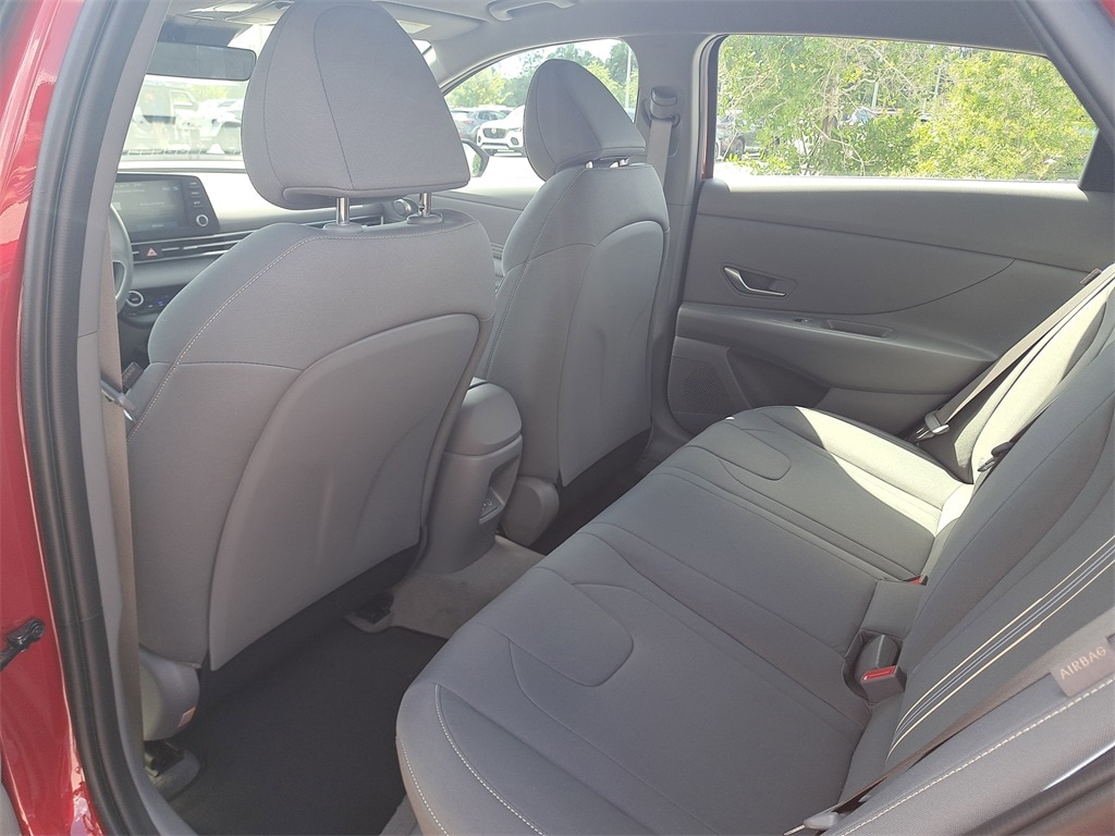 Thumbnail: 2025 Hyundai Elantra - 18