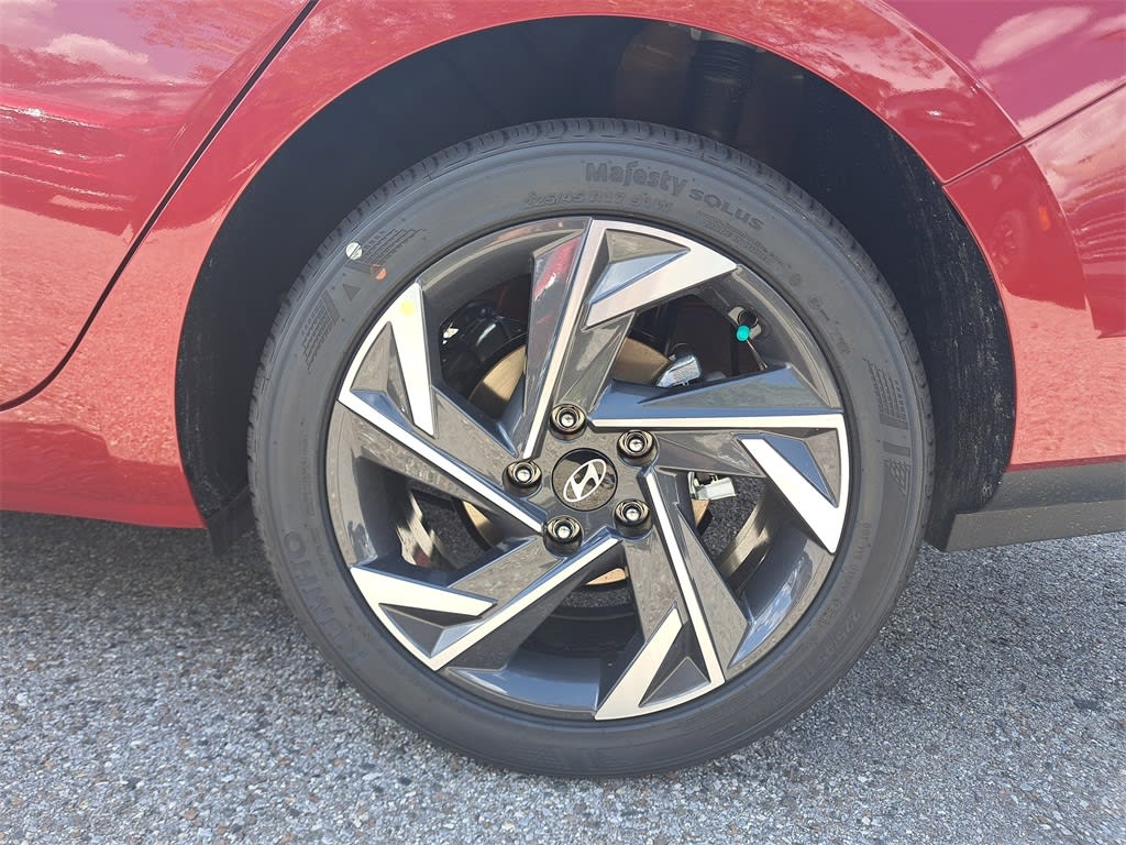 Thumbnail: 2025 Hyundai Elantra - 4