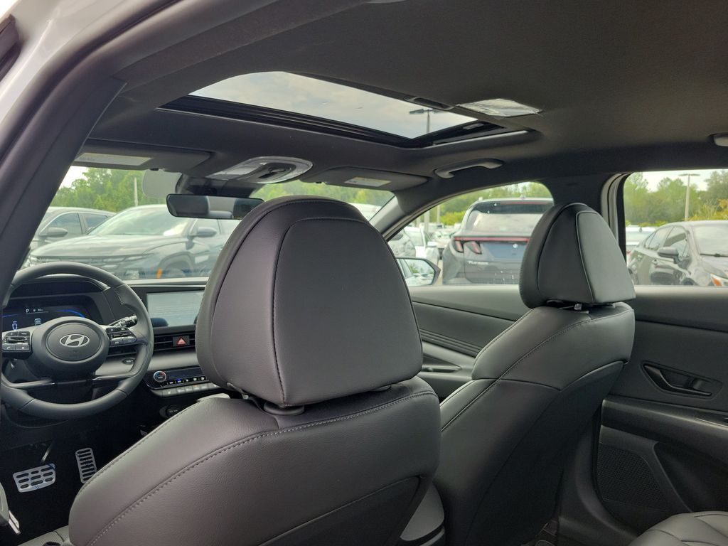 Thumbnail: 2026 Hyundai Elantra - 9
