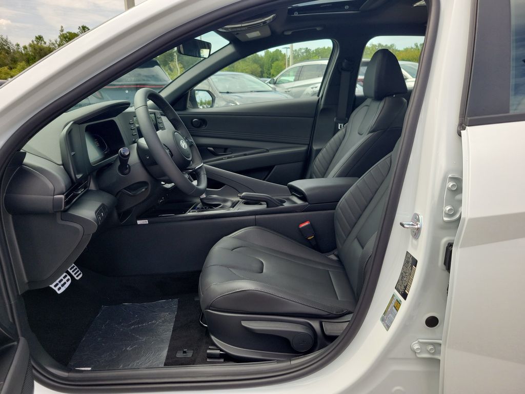 Thumbnail: 2026 Hyundai Elantra - 10