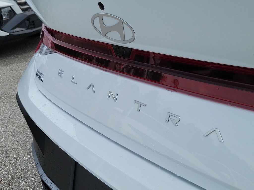 Thumbnail: 2026 Hyundai Elantra - 6