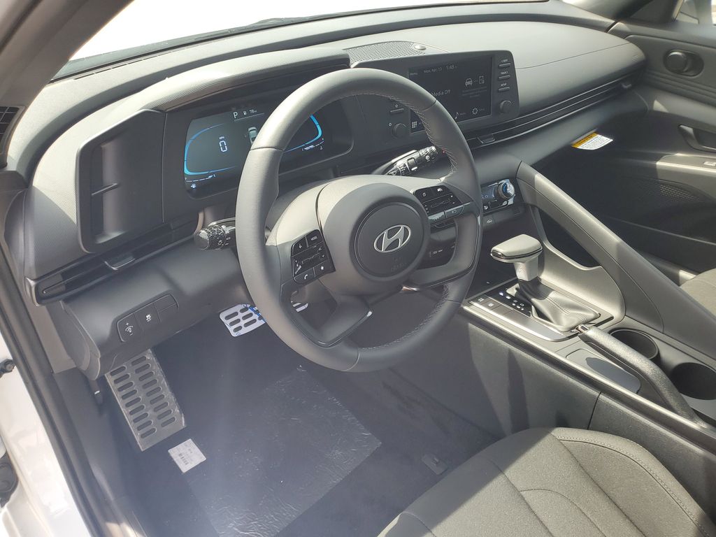 Thumbnail: 2026 Hyundai Elantra - 9