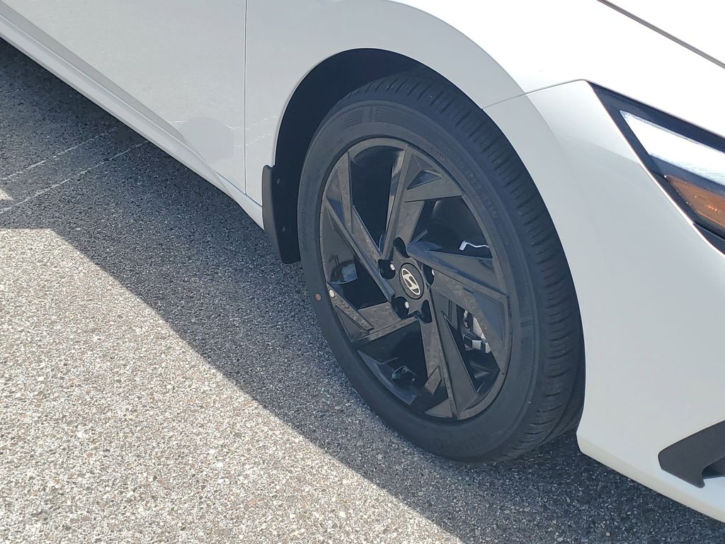 Thumbnail: 2026 Hyundai Elantra - 5