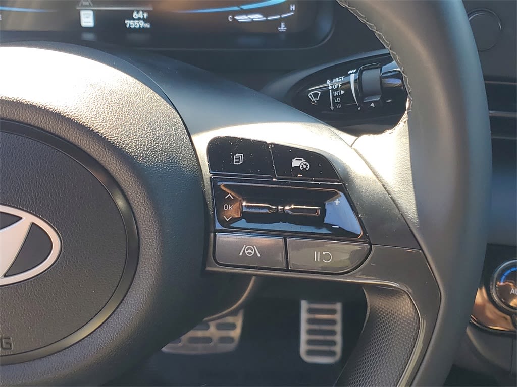 Thumbnail: 2025 Hyundai Elantra - 25