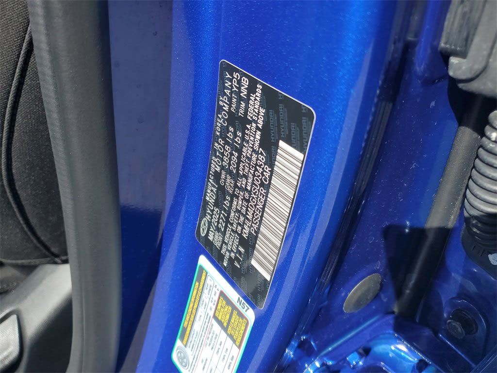 Thumbnail: 2025 Hyundai Elantra - 12