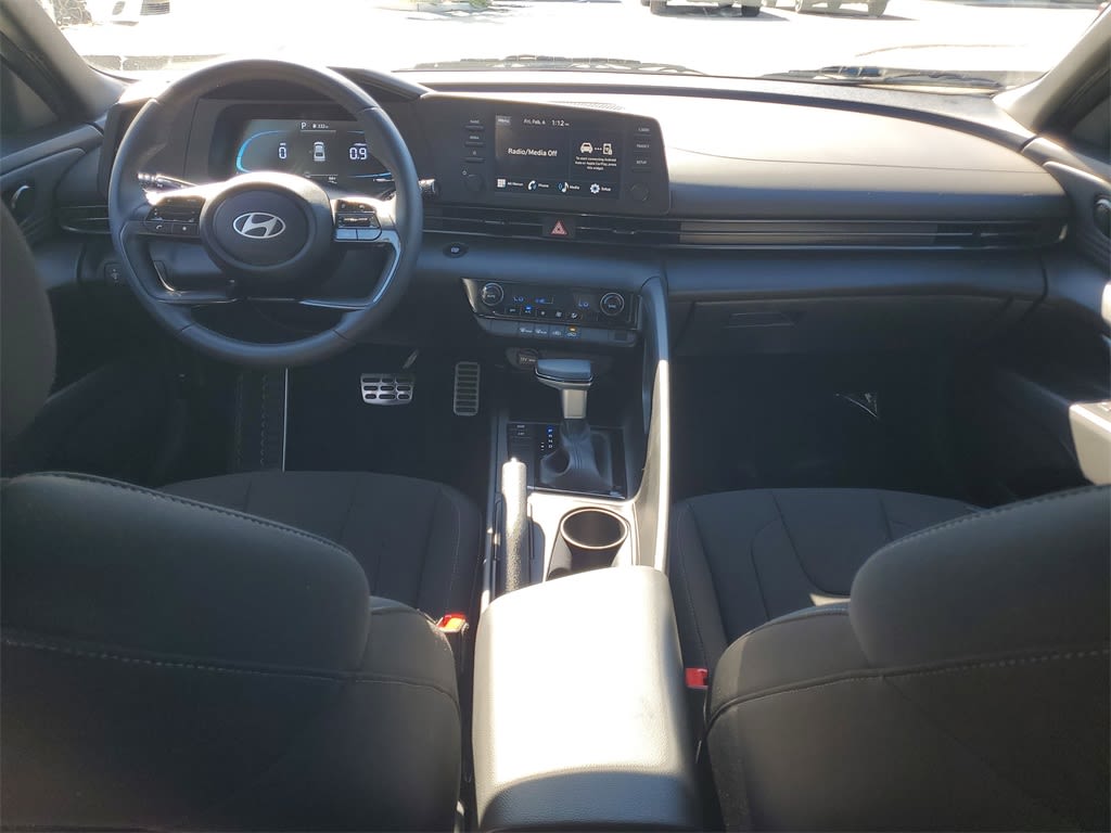 Thumbnail: 2025 Hyundai Elantra - 2