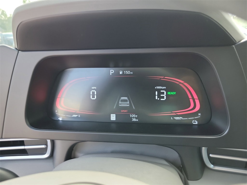 Thumbnail: 2025 Hyundai Elantra - 15