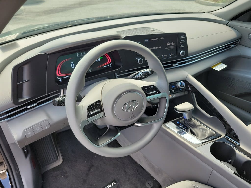 Thumbnail: 2025 Hyundai Elantra - 12