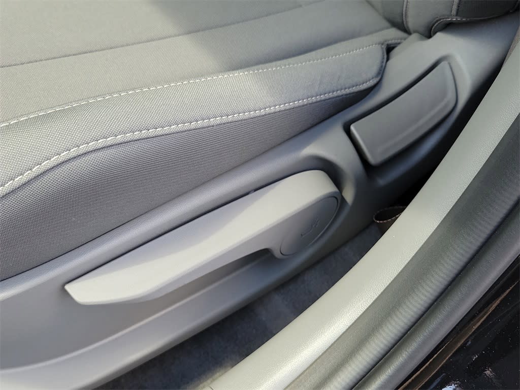 Thumbnail: 2025 Hyundai Elantra - 24