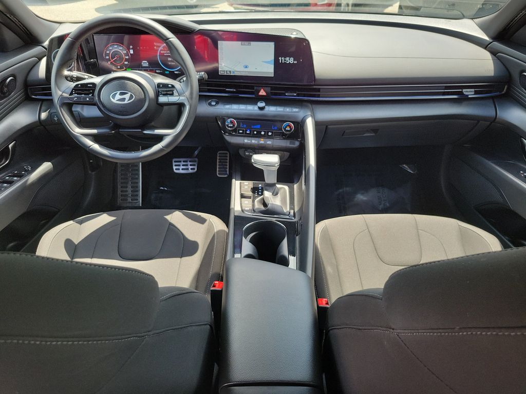 Thumbnail: 2025 Hyundai Elantra - 2