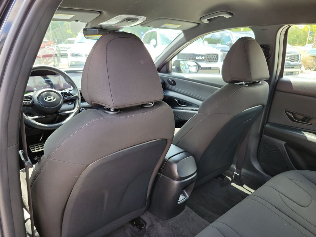 Thumbnail: 2025 Hyundai Elantra - 7