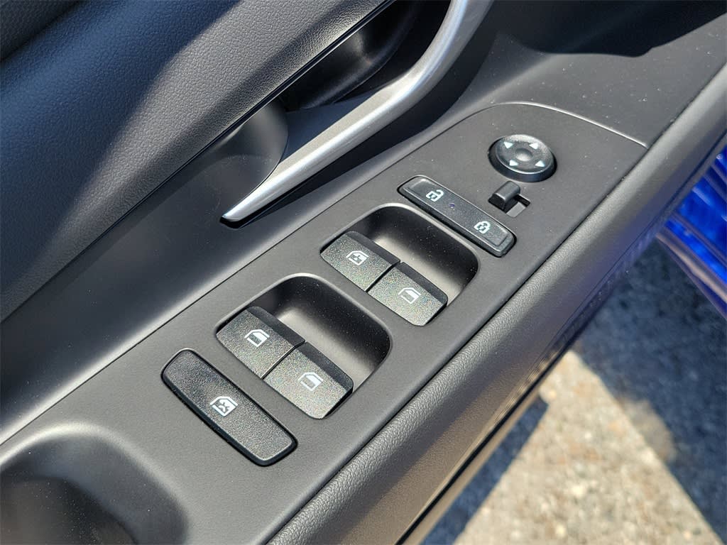 Thumbnail: 2025 Hyundai Elantra - 23