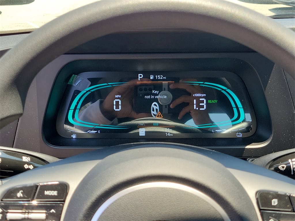 Thumbnail: 2025 Hyundai Elantra - 15