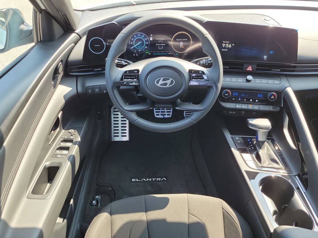 Thumbnail: 2025 Hyundai Elantra - 11