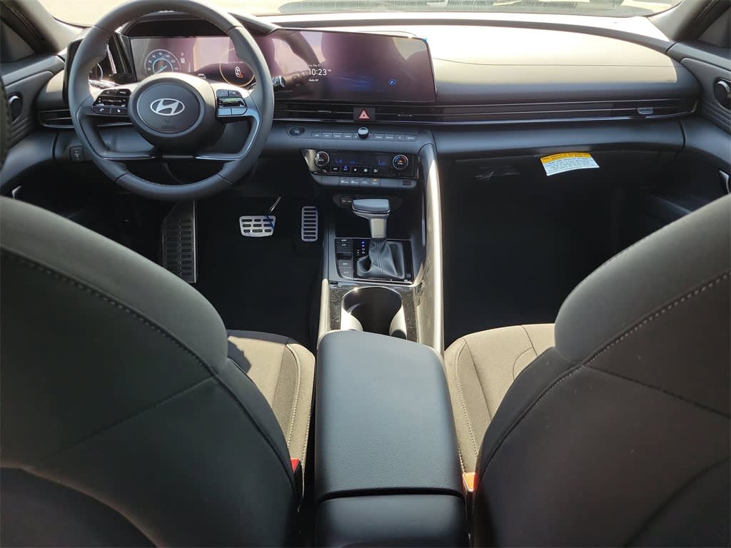 Thumbnail: 2025 Hyundai Elantra - 2