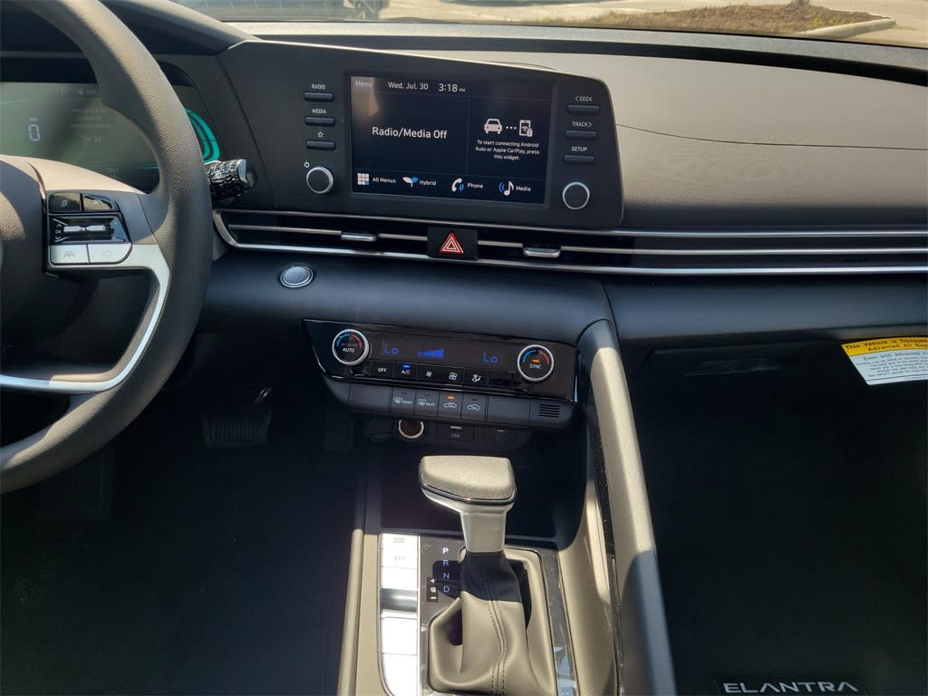 Thumbnail: 2025 Hyundai Elantra - 12