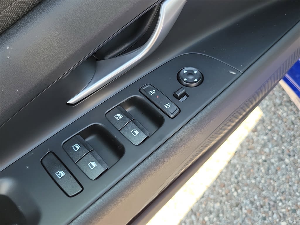 Thumbnail: 2025 Hyundai Elantra - 23