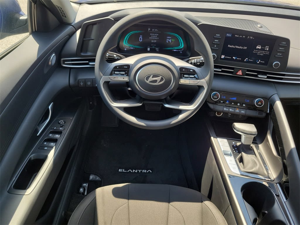 Thumbnail: 2025 Hyundai Elantra - 8