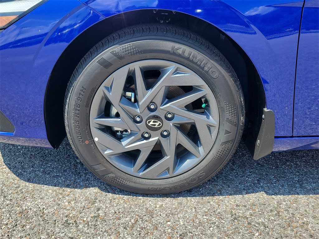 Thumbnail: 2025 Hyundai Elantra - 7