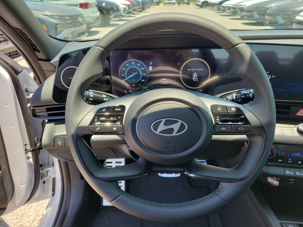 Thumbnail: 2025 Hyundai Elantra - 21