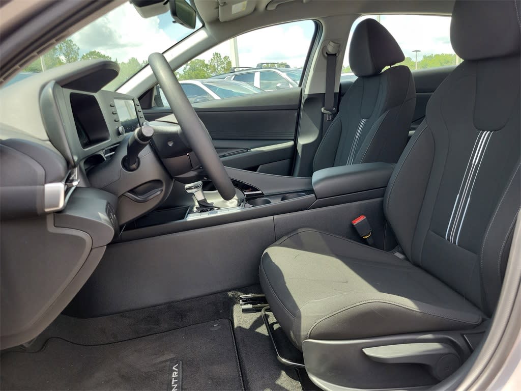 Thumbnail: 2025 Hyundai Elantra - 7