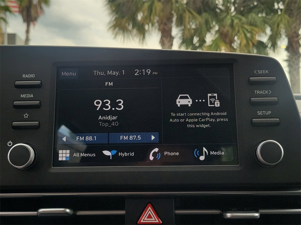 Thumbnail: 2025 Hyundai Elantra - 11