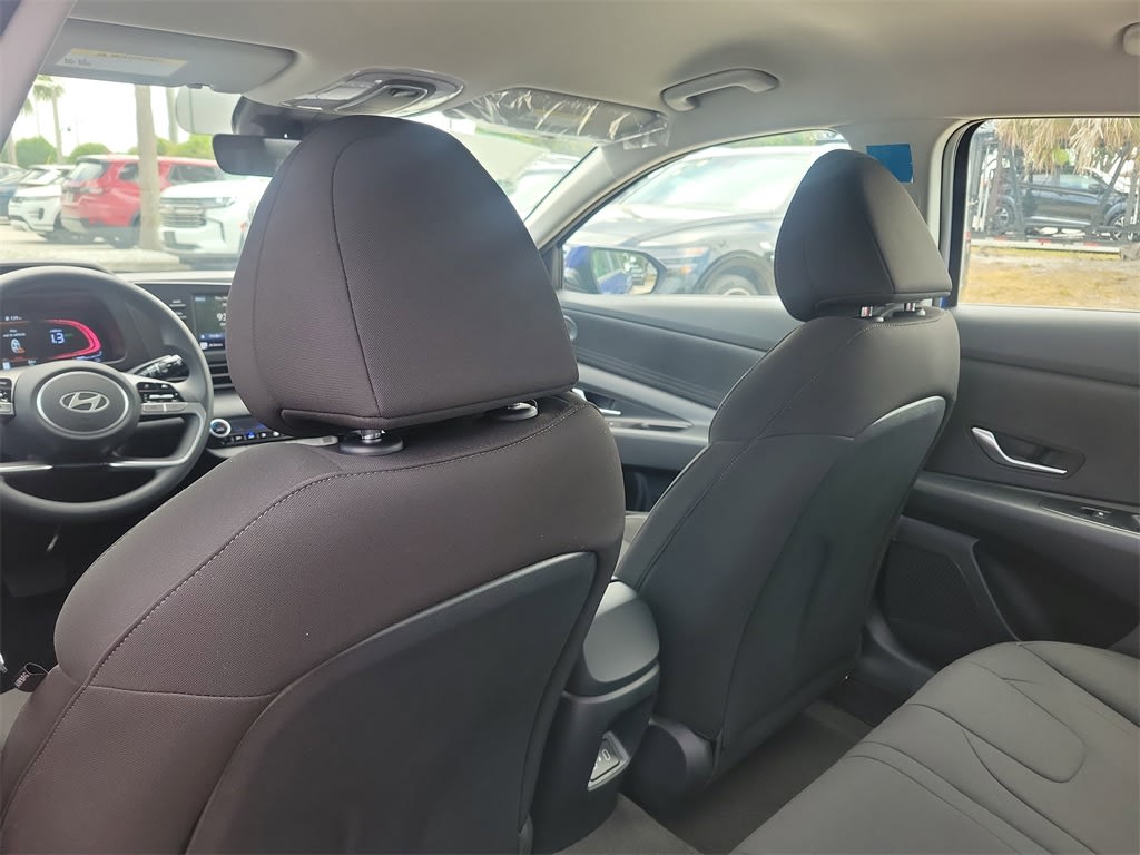 Thumbnail: 2025 Hyundai Elantra - 6