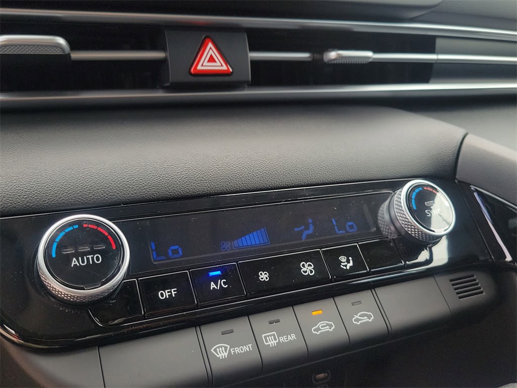 Thumbnail: 2025 Hyundai Elantra - 26