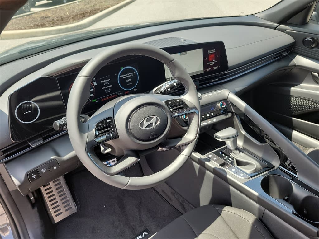 Thumbnail: 2025 Hyundai Elantra - 12