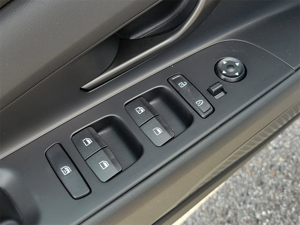 Thumbnail: 2025 Hyundai Elantra - 23