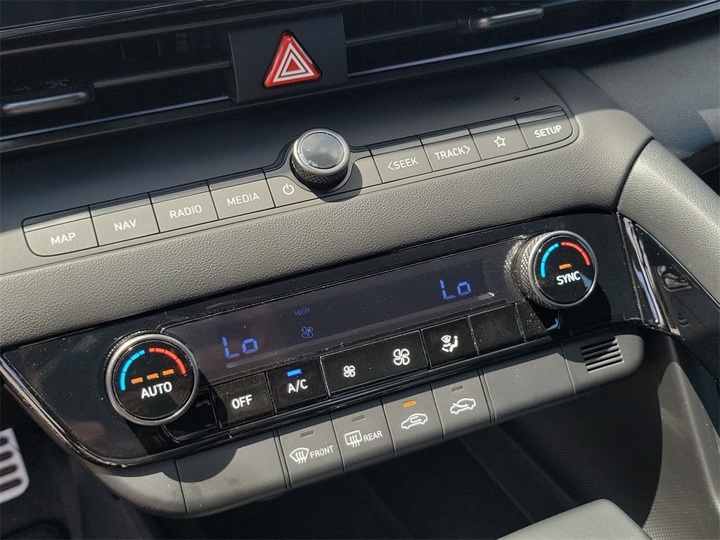 Thumbnail: 2025 Hyundai Elantra - 29