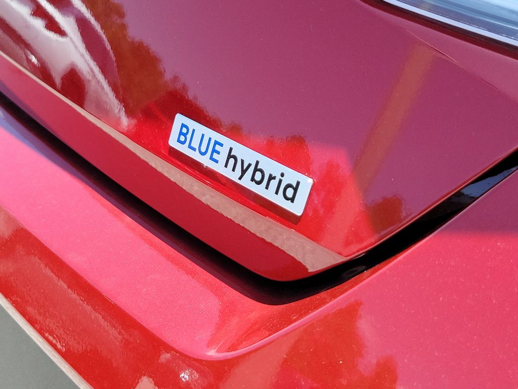 Thumbnail: 2026 Hyundai Elantra - 6