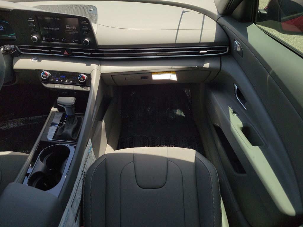 Thumbnail: 2026 Hyundai Elantra - 8