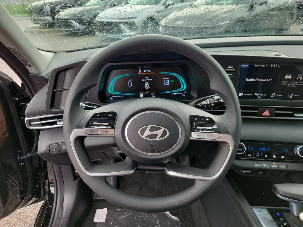 Thumbnail: 2026 Hyundai Elantra - 10