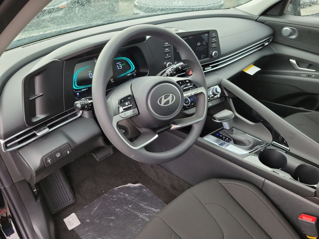 Thumbnail: 2026 Hyundai Elantra - 9