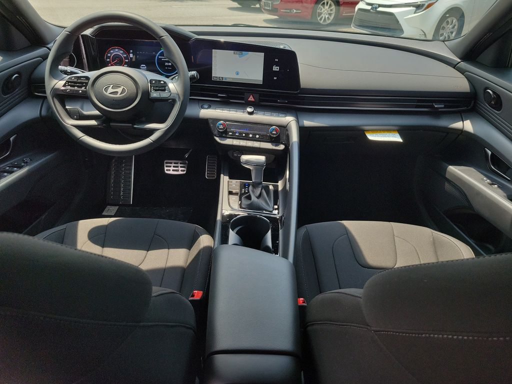Thumbnail: 2026 Hyundai Elantra - 2