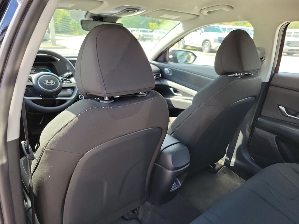 Thumbnail: 2026 Hyundai Elantra - 9